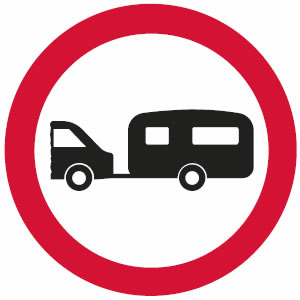 No towed caravans sign